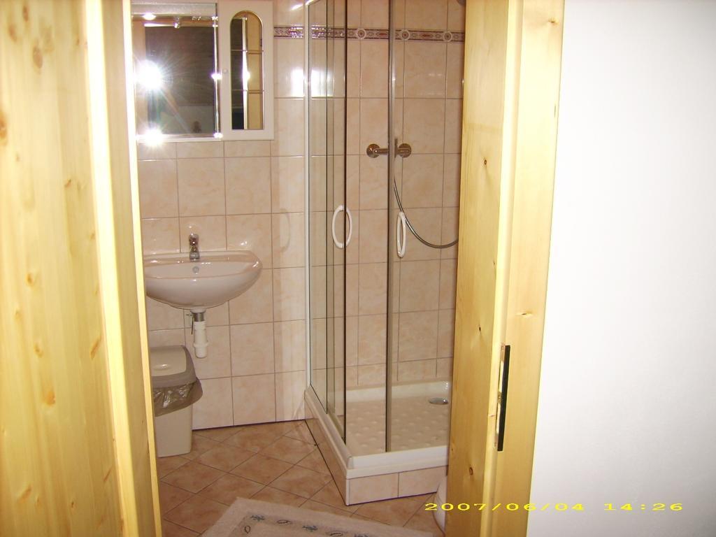 Pension Holubec Benecko Zimmer foto